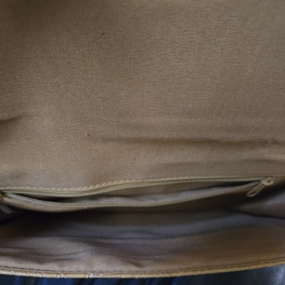 Vintage gorgeous crocodile like & linen lined clutch - Picture 5 of 7